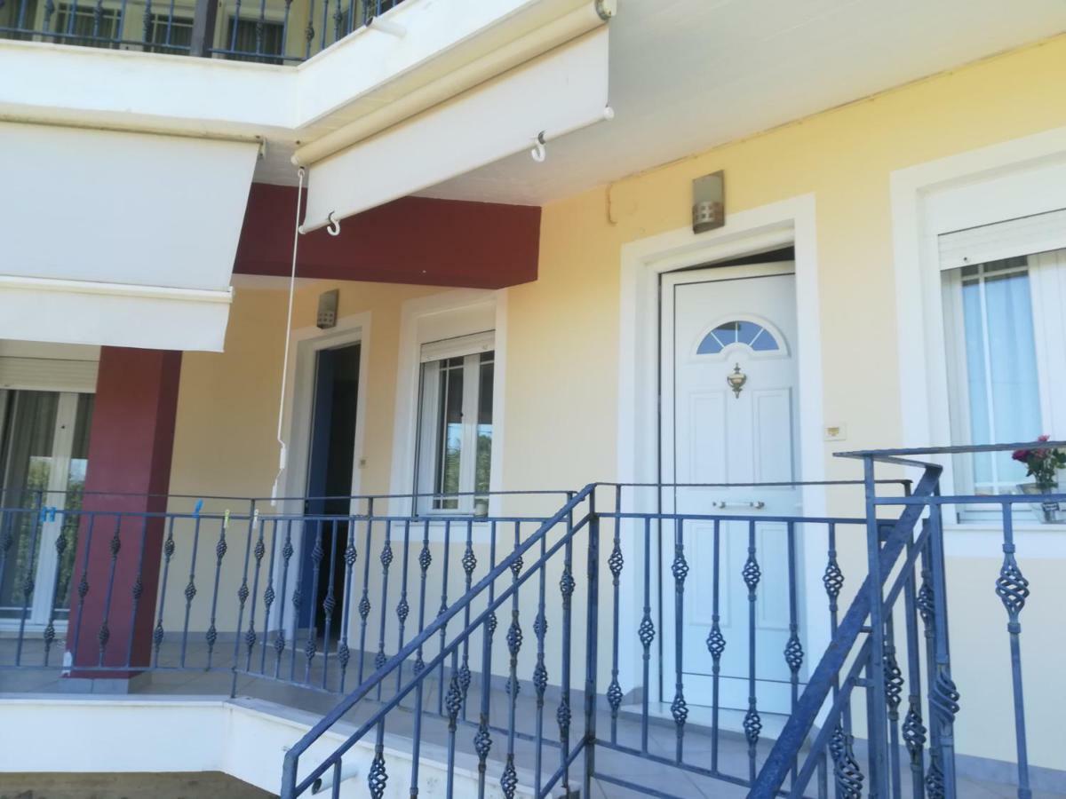 Katerina'S Appartement Nikiana Exterior photo